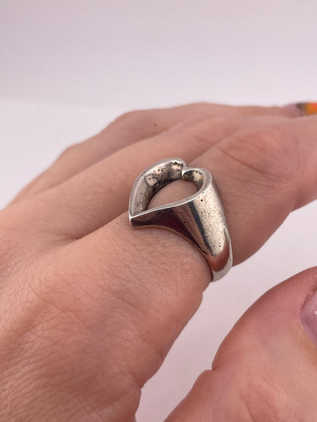 size 7.75 sterling silver heart cut-out ring