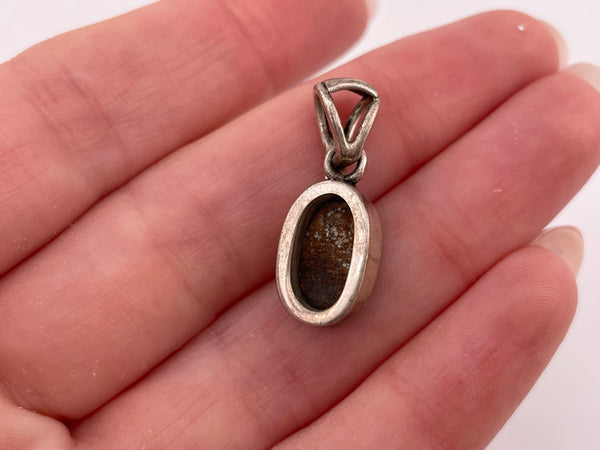 sterling silver oval blue pendant