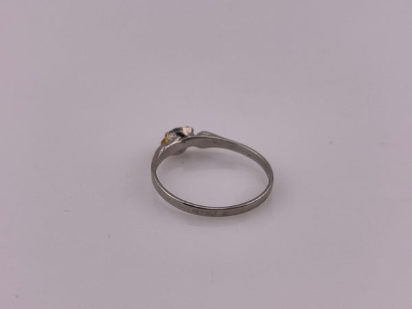 size 8 sterling silver gold wash flower ring