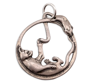 sterling silver cat and mouse pendant