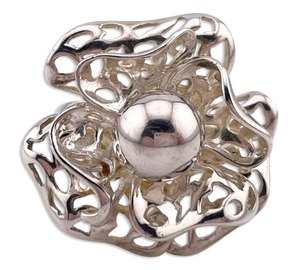 size 10 sterling silver flower ring