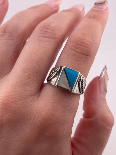 size 8.5 sterling silver turquoise & mother of pearl square ring