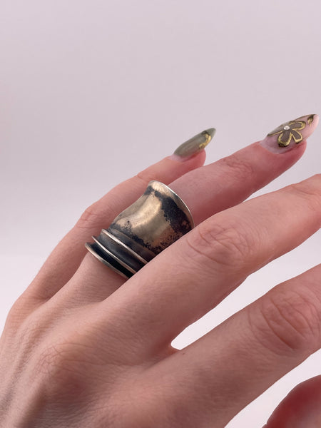 size 5.25 sterling silver chunky stoneless shield ring