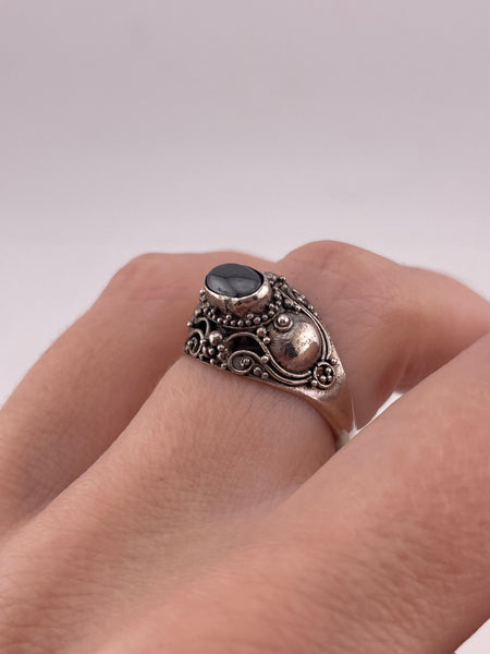 size 7.5 sterling silver hematite ring
