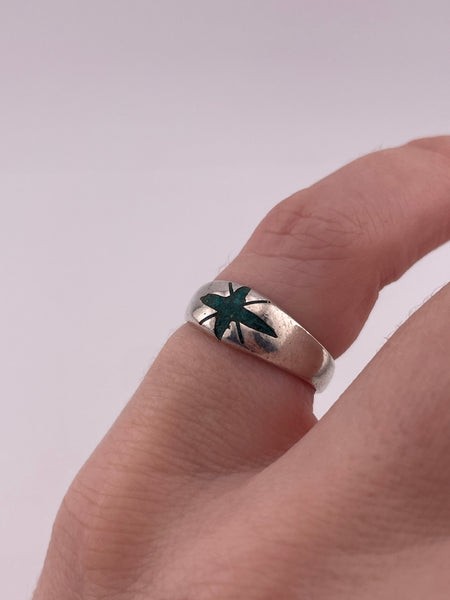 size 4.75 sterling silver crushed turquoise ring