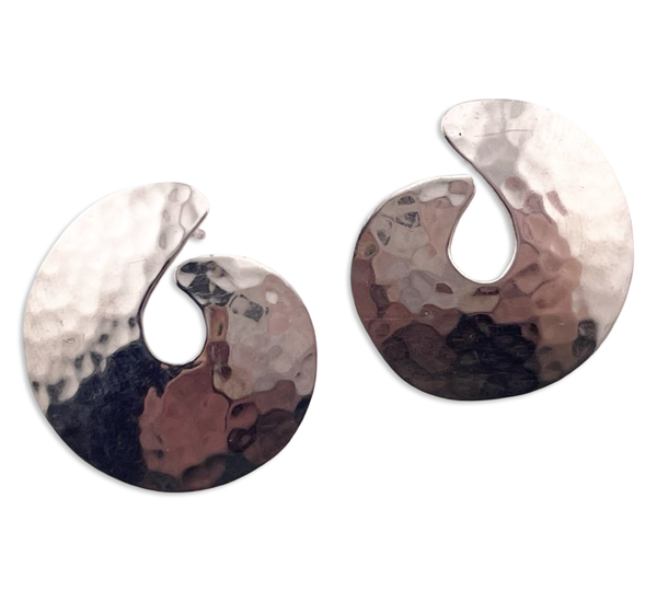 sterling silver stoneless hammered post earrings
