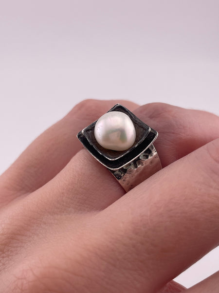 size 6.5 sterling silver Silpada pearl hammered textured ring