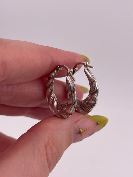 rhodium plated sterling silver textured lined puffy hoop earrings