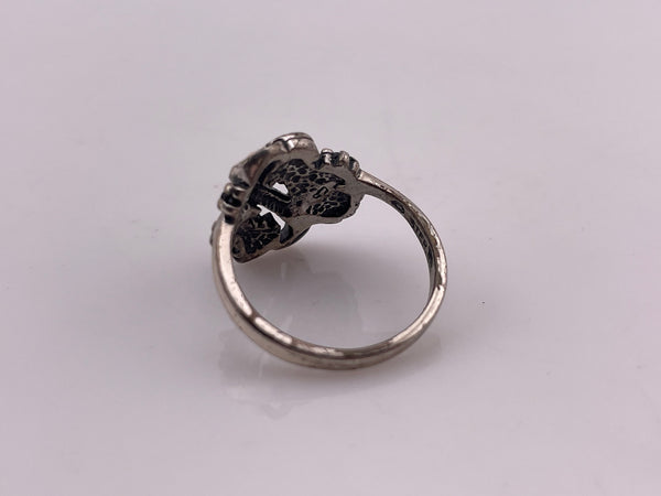 size 9 sterling silver leaf ring