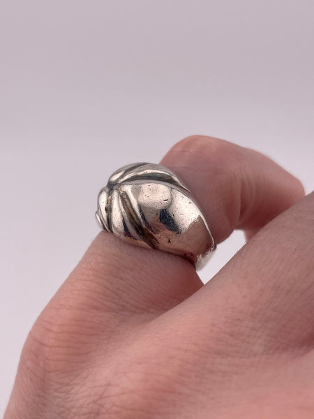 size 4.75 sterling silver chunky heavy stoneless ring