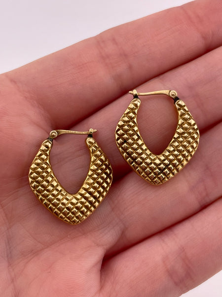 14k yellow gold textured puffy hoop earrings