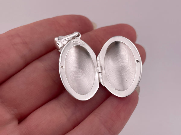 sterling silver oval etched locket pendant