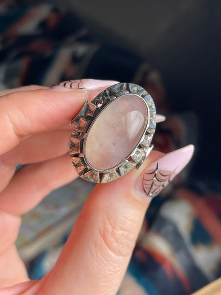 size 7.5 sterling silver rose quartz ring