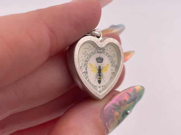 fine silver small queen bee graphic heart pendant