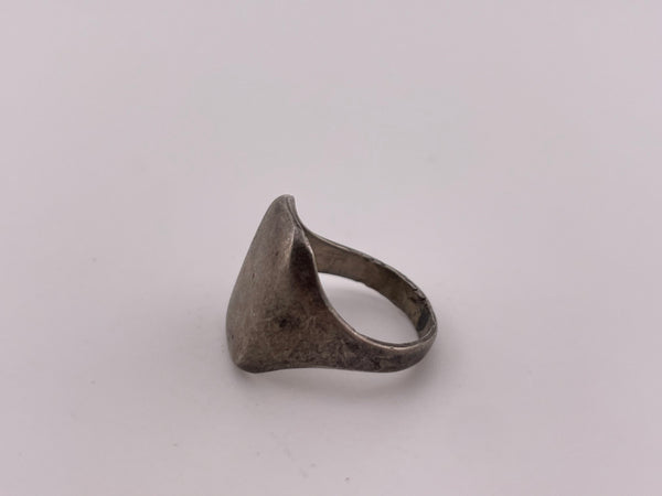 size 6.25 sterling silver very worn signet ring