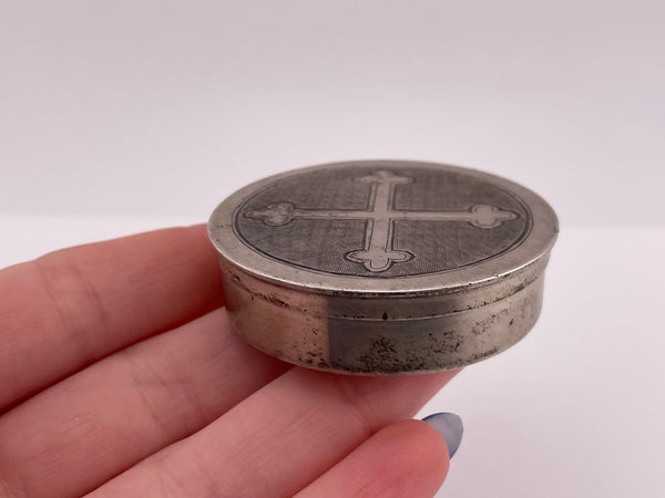 sterling silver cross round compartment pill box