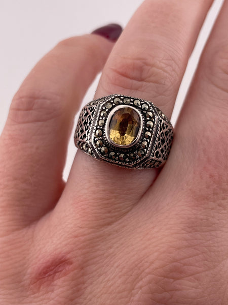 size 7.5 sterling silver faceted citrine marcasite ring