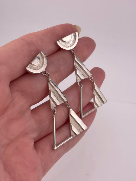rhdoium plated sterling silver stoneless triangle post dangle earrings