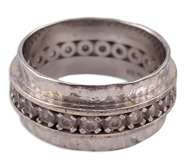 size 6.5 sterling silver rhinestone textured band ring