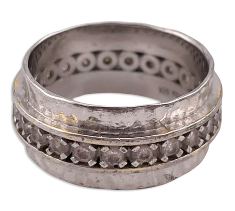 size 6.5 sterling silver rhinestone textured band ring