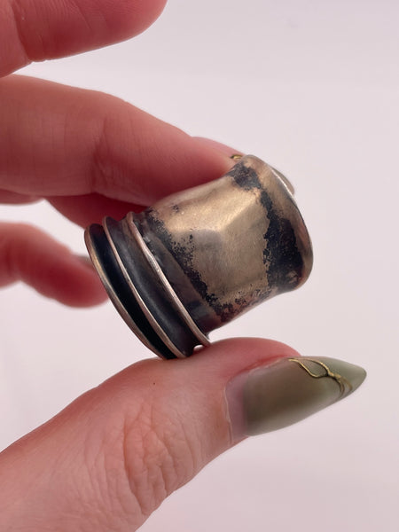 size 5.25 sterling silver chunky stoneless shield ring