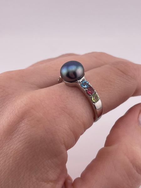 size 9 sterling silver pearl & multi-gemstone ring