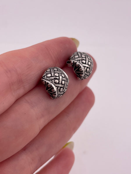 sterling silver stoneless textured post earrings