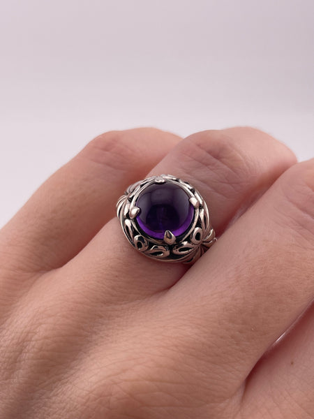 size 6 sterling silver domed amethyst cut-out ring