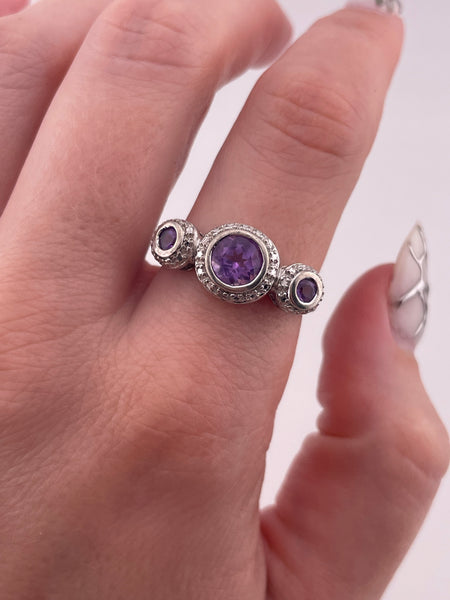 size 9 sterling silver faceted three stone amethyst ring