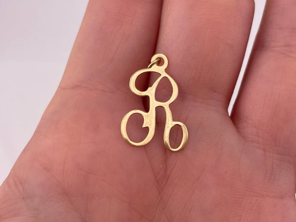 14k yellow gold 'R' letter initial pendant