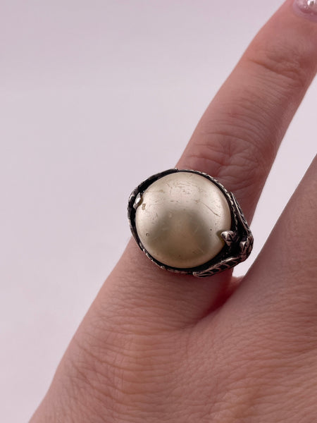 size 4.25 sterling silver faux pearl leaf flower ring ***AS IS***