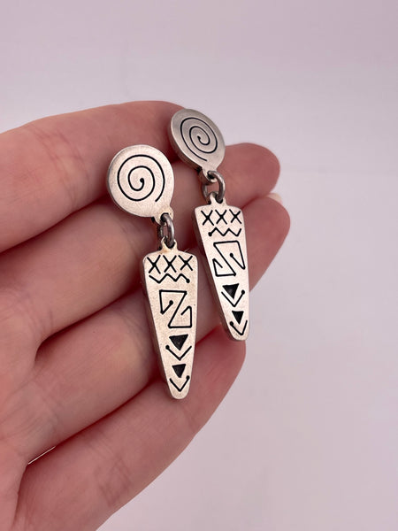sterling silver stoneless swirl shape design post dangle earrings