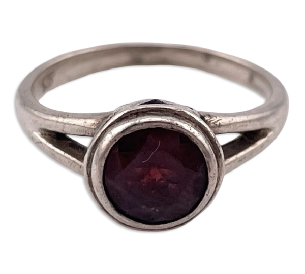 size 6.25 sterling silver faceted garnet ring