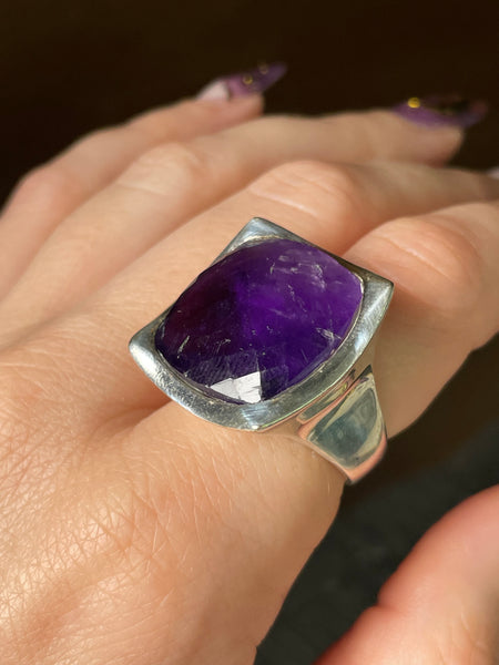 size 7.5 sterling silver chunky heavy faceted amethyst ring