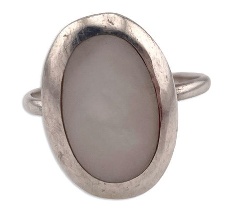size 8.75 sterling silver mother of pearl ring