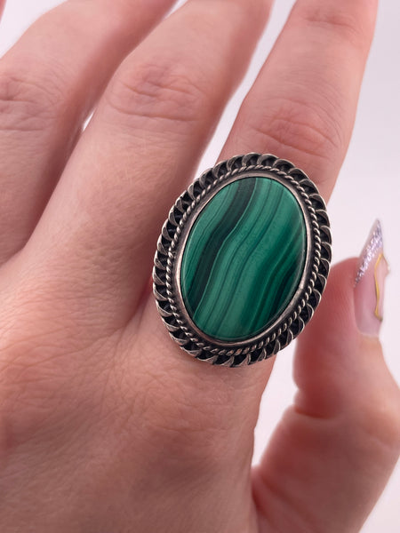 size 8 sterling silver malachite ring