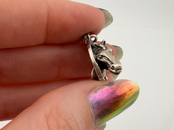 sterling silver horse horseshoe pendant