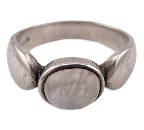 size 7.5 sterling silver rainbow moonstone ring ***Cracked Band***
