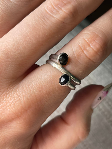 size 7.5 sterling silver onyx black glass ring ***AS IS***
