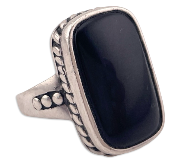 size 5.5 sterling silver synthetic onyx rectangle ring