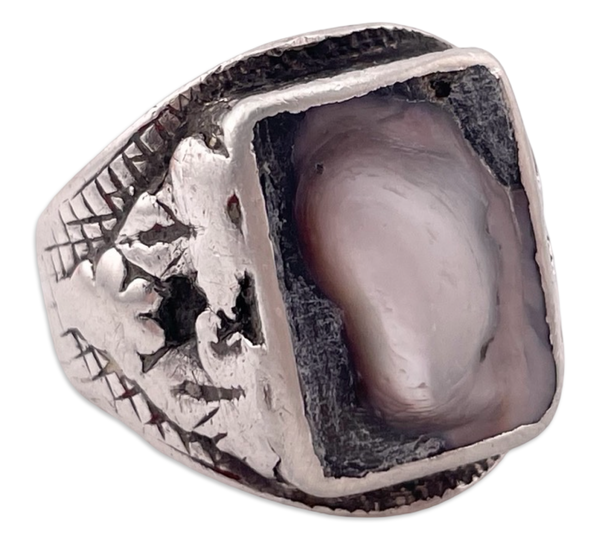 size 10.25 sterling silver mother of pearl leaf ring ***AS IS***