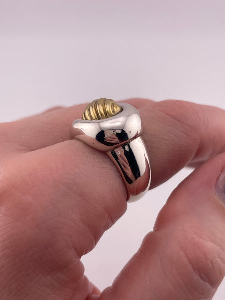 size 7.5 rhodium plated sterling silver & gold plated textured stoneless ring