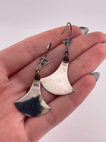 sterling silver etched fan garnet dangle earrings