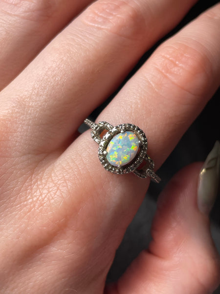size 8 sterling silver synthetic opal ring