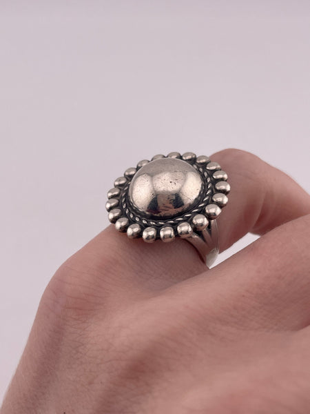 size 5.5 sterling silver stoneless dome ball dot border ring