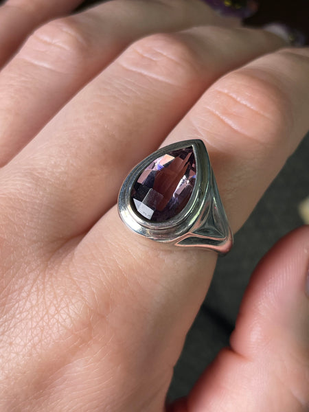 size 7.5 sterling silver faceted pear shaped amethyst ring