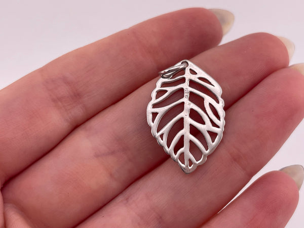 sterling silver leaf cut-out design pendant