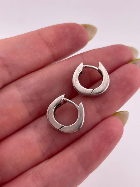 sterling silver Zina stoneless small round hinge hoop earrings