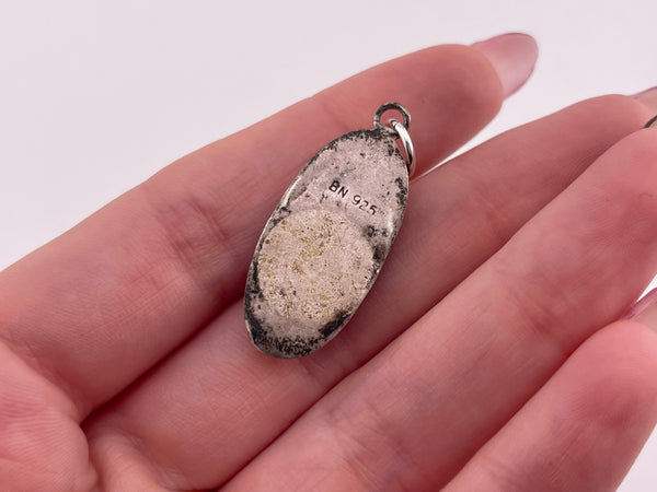 sterling silver oval malachite pendant