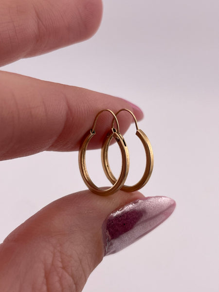 14k yellow gold simple 1/2" square round hoop earrings
